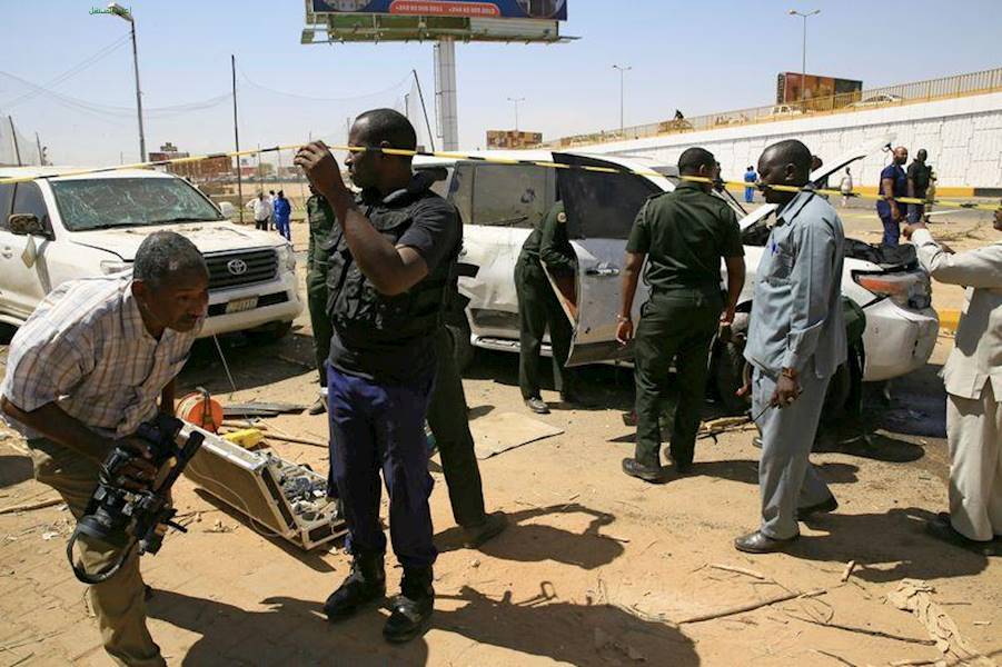 نجاة رئيس وزراء السودان من محاولة اغتيال في الخرطوم